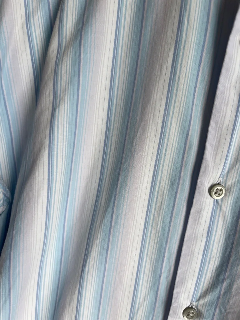 Banana Republic Men's XL 17 17.5 Blue White Striped Long Sleeve Button Up Shirt